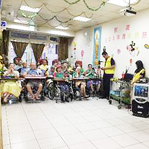 106.10.大腳印志工_熱歌愛舞